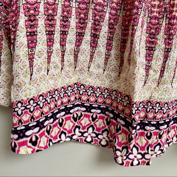 Moon & Sky boho printed blouse with crocheted bib - Picture 4 of 8